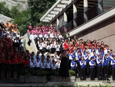 Пловдив посреща 24 май с общоградско празнично шествие, две награждавания и концерти