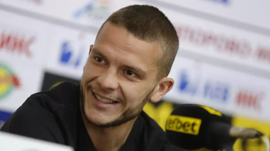 Първо в SL: Синът на бивш вратар на ЦСКА продължава кариерата си в България
