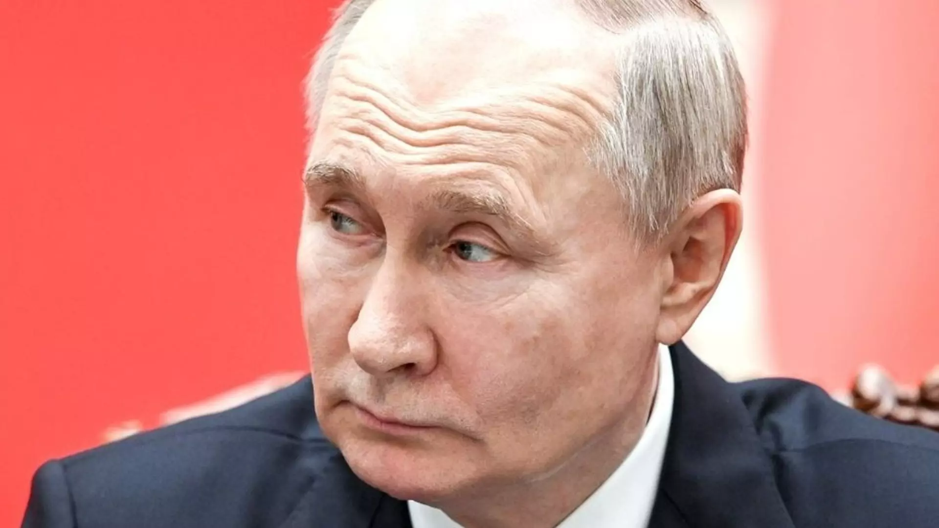 Грандиозен скандал в Русия: Изтекоха секретните документи за резиденцията на Путин в Ново-Огарьово (СНИМКИ)