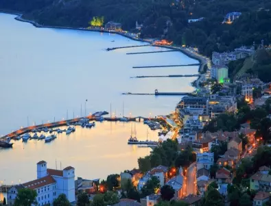 Заради липсата на кадри: Хотелиерите по Черноморието вдигат заплатите 