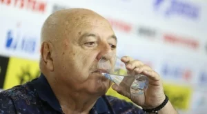 Въпрос за честната игра на Славия вбеси Венци Стефанов, отговори с: "Ей!"