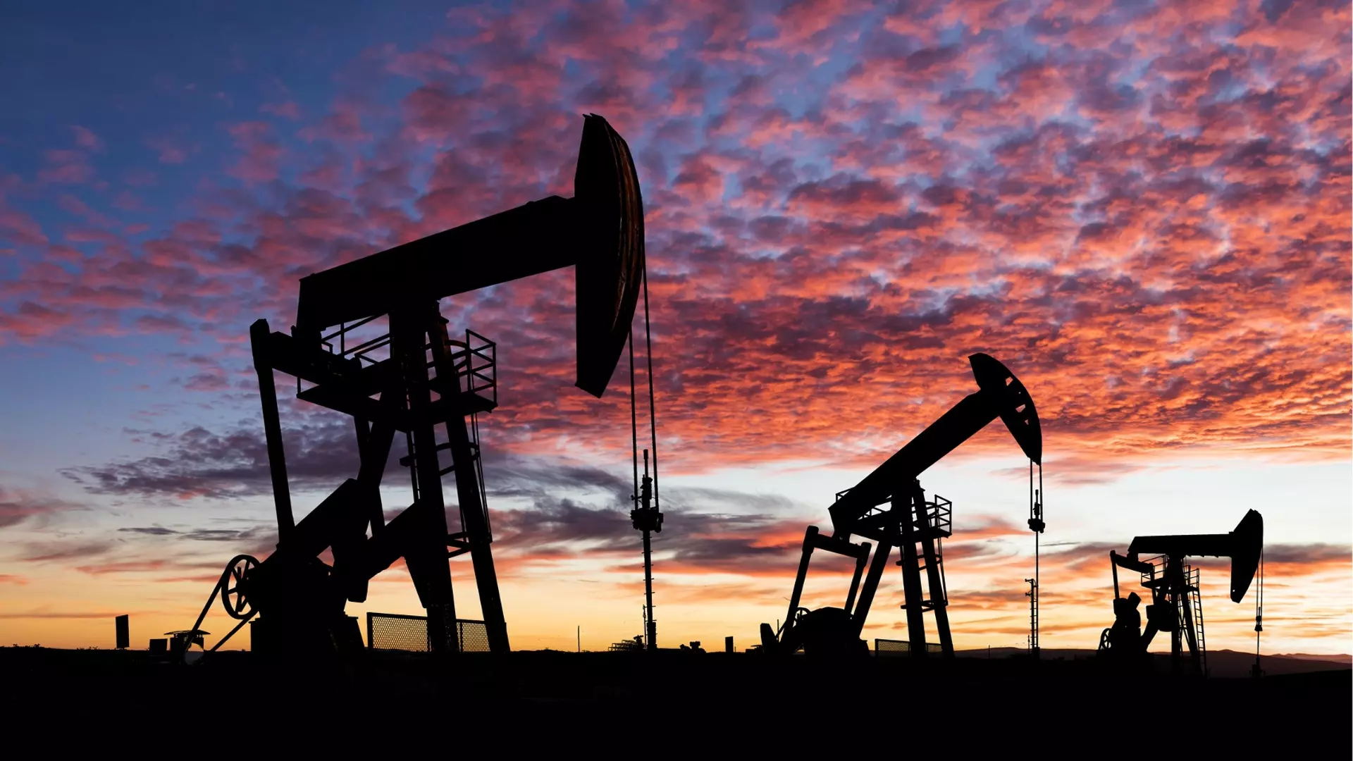 Цените на петрола с обрат след миналата седмица, в очакване на срещата на ОПЕК+