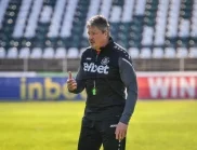 Треньорска рокада в Първа лига: Любослав Пенев има нов отбор