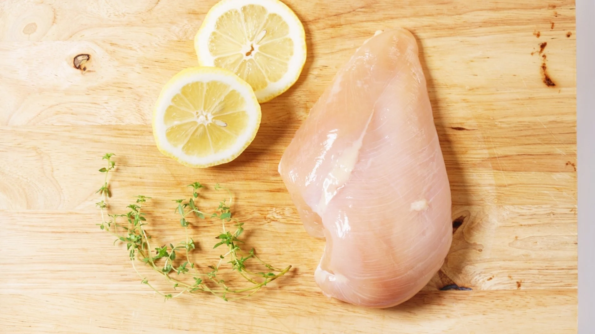 Как да изчистим пилето от хормони преди готвене