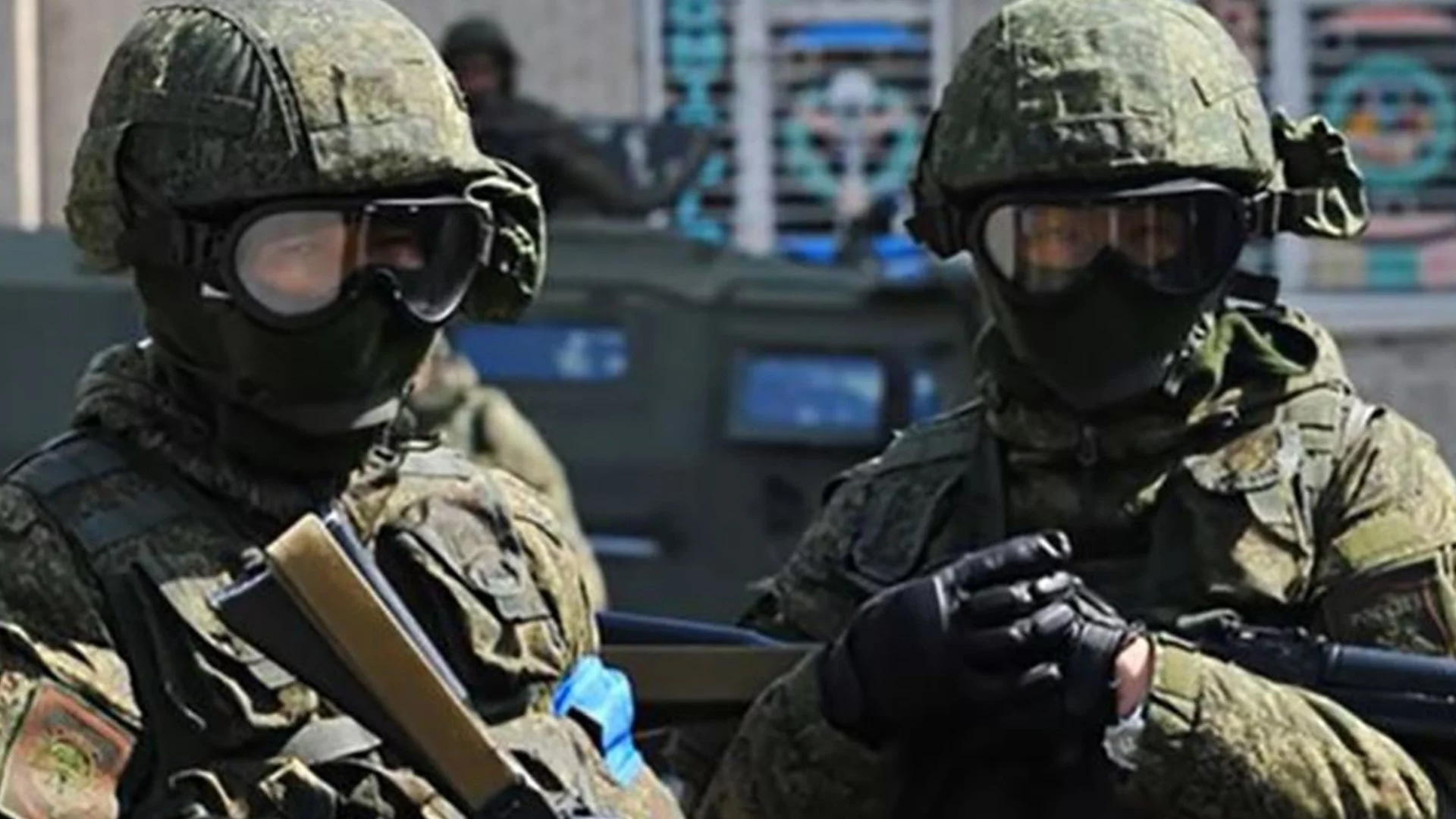 Паметно: Руснаци стрелят по свои, украинците се наслаждават от дрон (ВИДЕО)