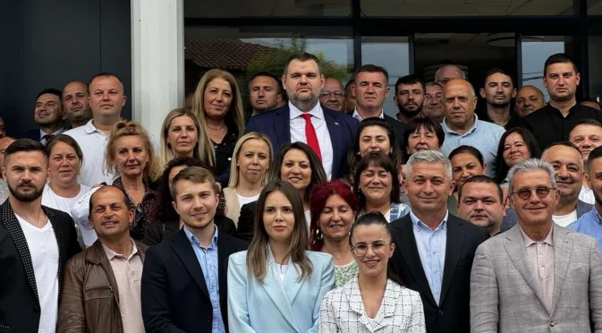 Делян Пеевски от Хасково: Само ако разширяваме младежката ни база, ДПС ще бъде голяма партия, разчитам на вас (СНИМКИ)*