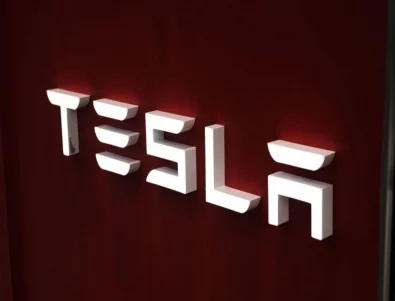 Tesla изтегля над 125 000 електромобила, оправя системата за предупреждение за предпазния колан