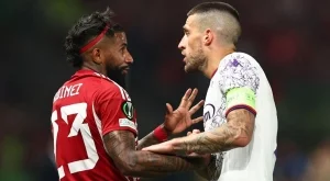 {{ otherArticle[0].article.title }}