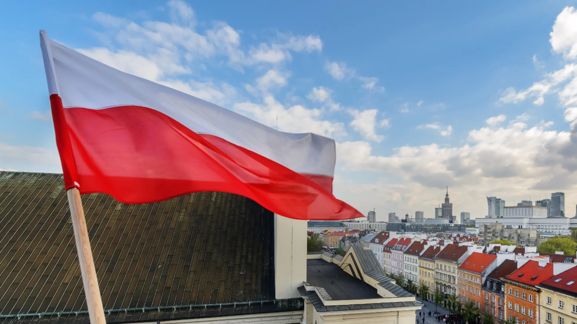 Нов скандал с руски шпиони: Полша арестува 18 души за подривна дейност в полза на Москва 