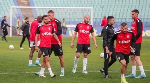 {{ otherArticle[0].article.title }}