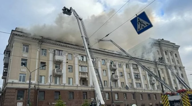 Ранени деца след руска ракетна атака срещу Днипро (СНИМКИ)