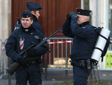Франция арестува мъж с украинско и руско гражданство, държал експлозиви в Париж