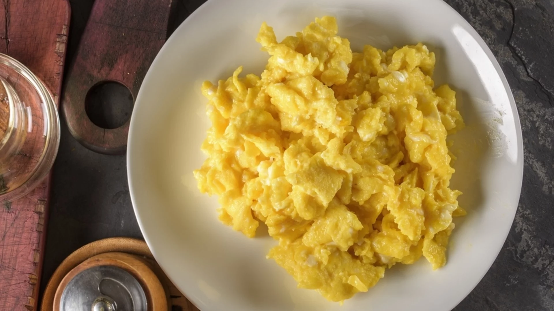 Кога е по-полезно да се ядат яйца: за закуска или за вечеря?