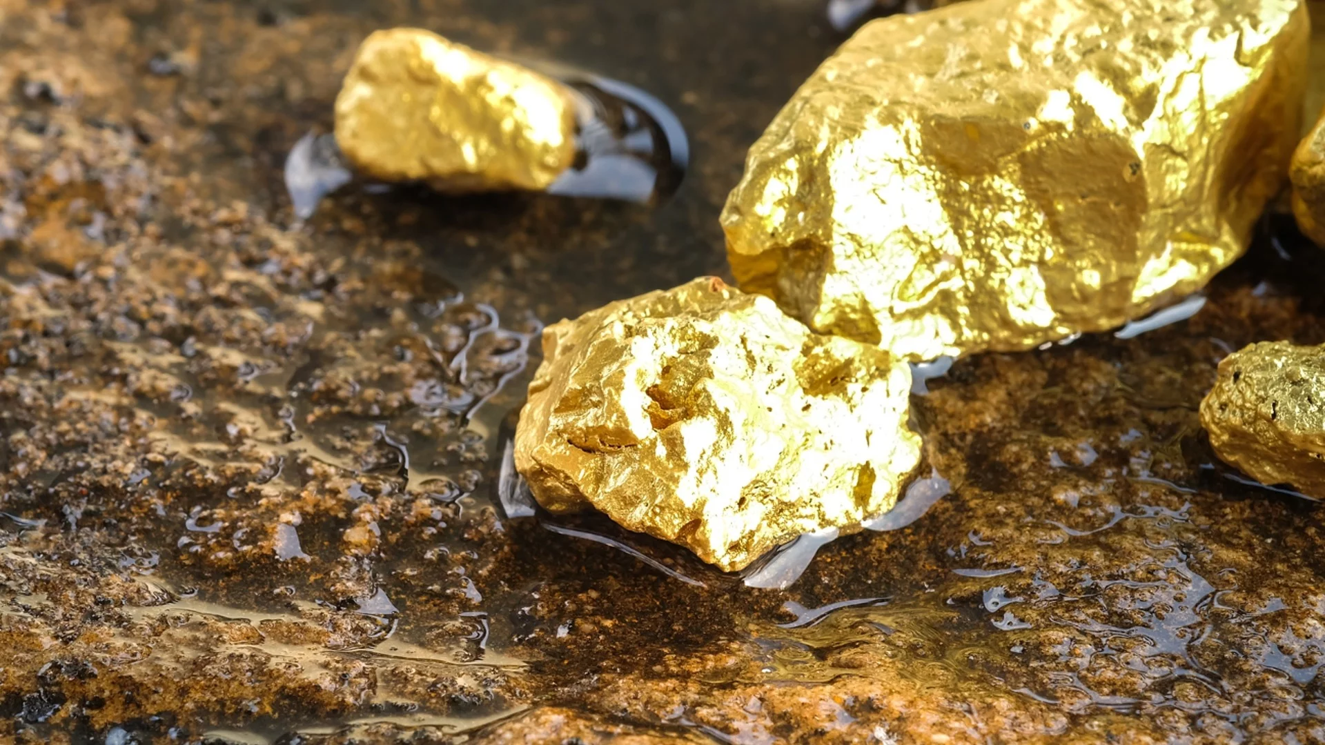 Златотърсачи са в капан след срутване на яма в Нигерия