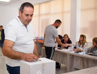 Безпрецедентните избори: България избира своите нови народни представители и европейски депутати