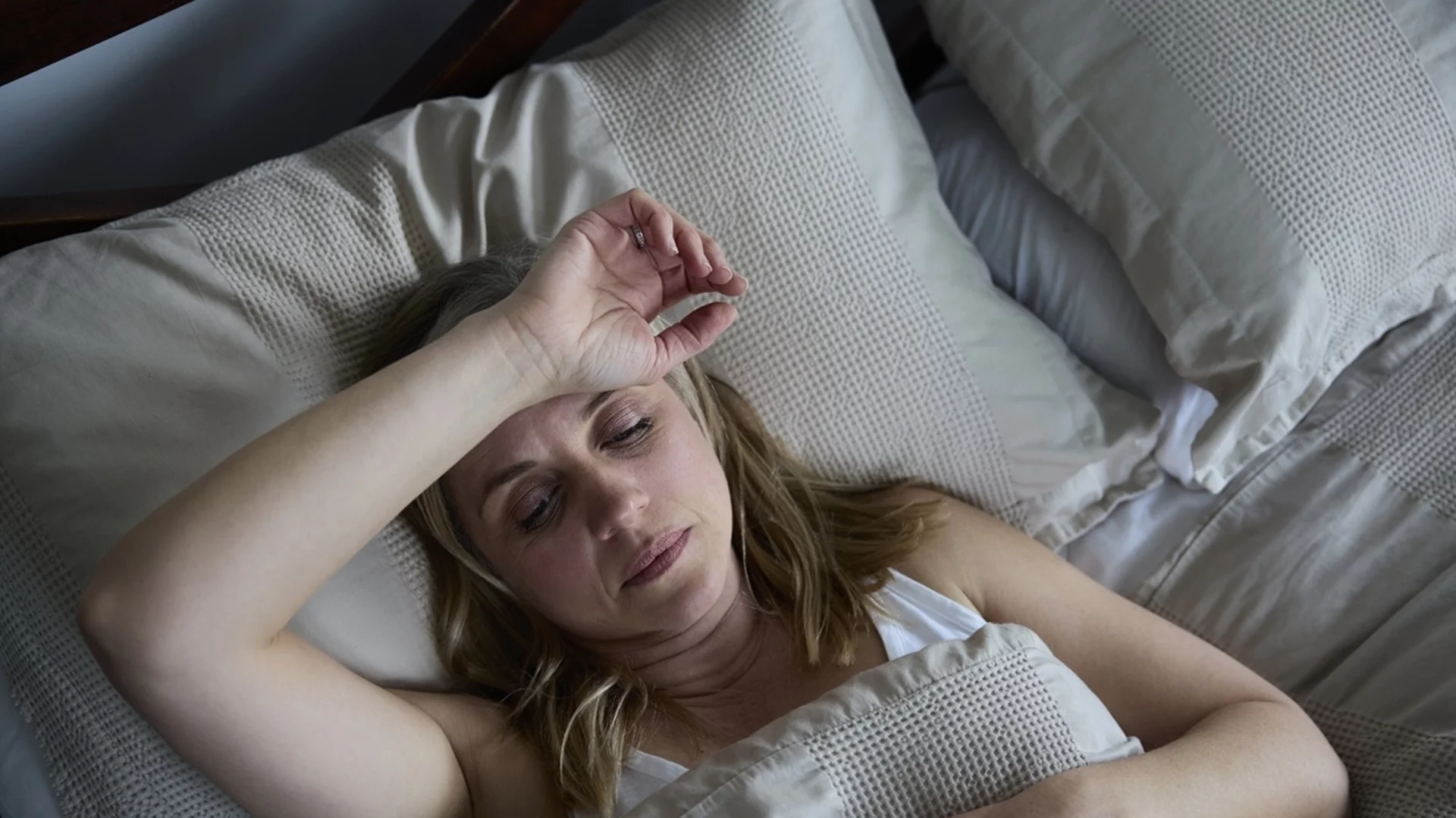 Учени: Спането в топла стая повишава риска от инсулт