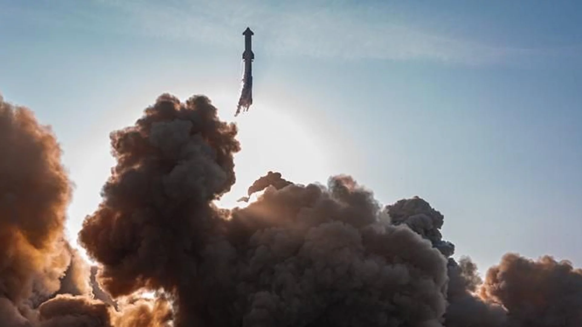 Четвърти опит за Starship: SpaceX изстреля най-мощната си ракета (ВИДЕО)