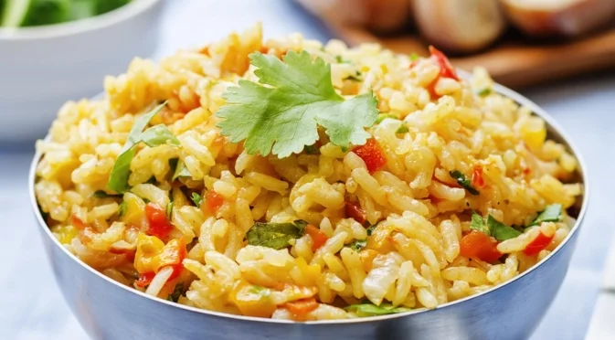 Вкусен ориз със зеленчуци за вашата трапеза