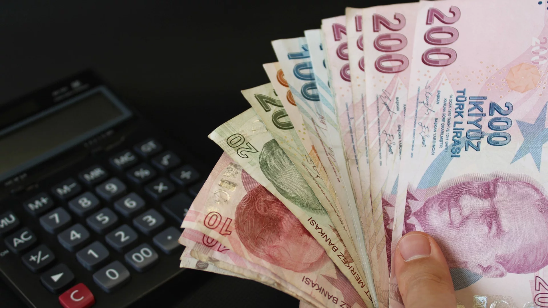 Турция се готви да въведе банкноти от 500 и 1000 лири 