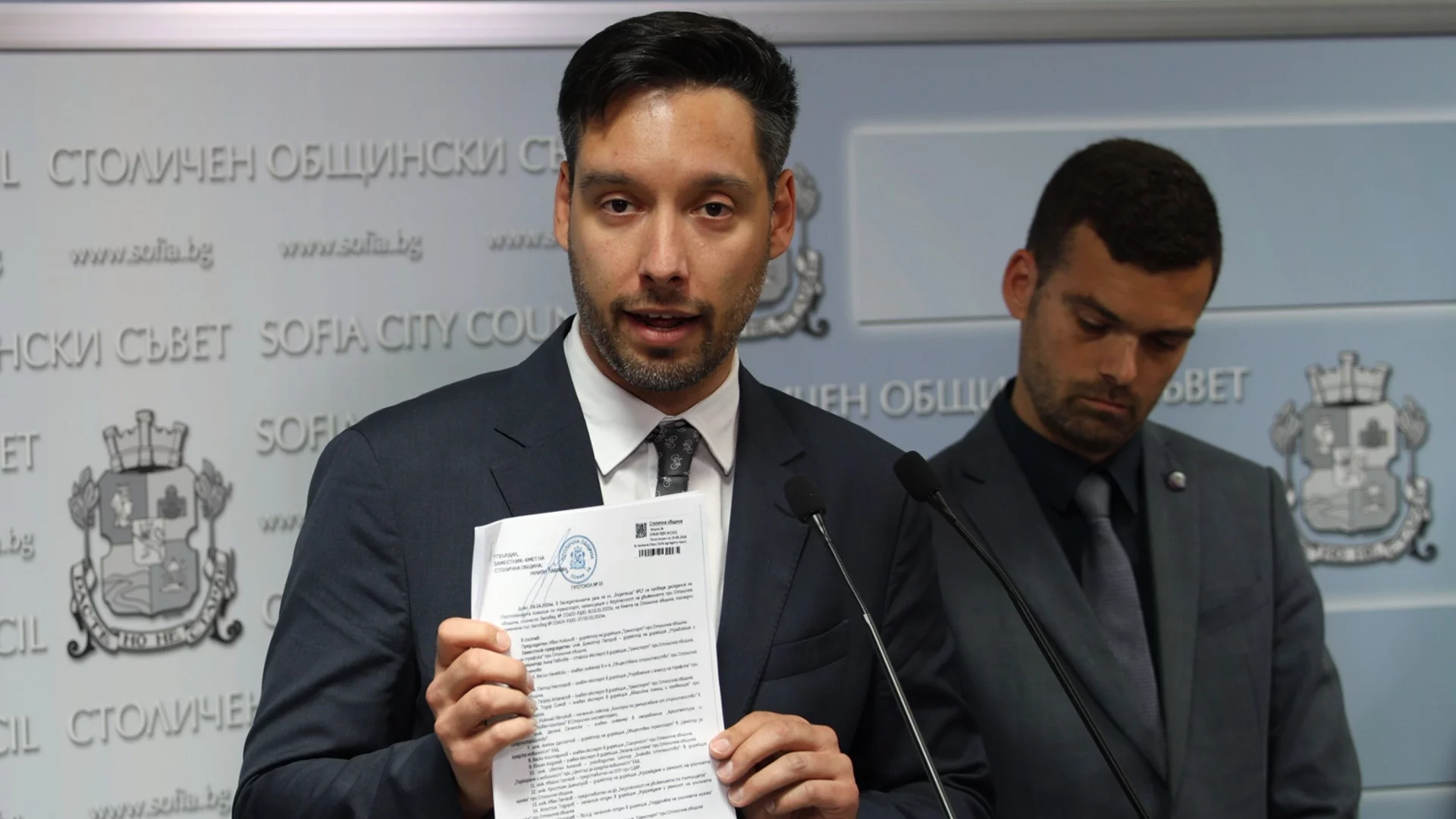Борис Бонев: Шефът на "Топлофикация" давал на жена си обществени поръчки за милиони