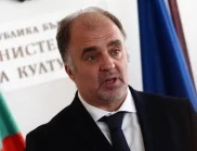 Министърът на културата: Липсва закон за запазване на българските исторически сгради в чужбина