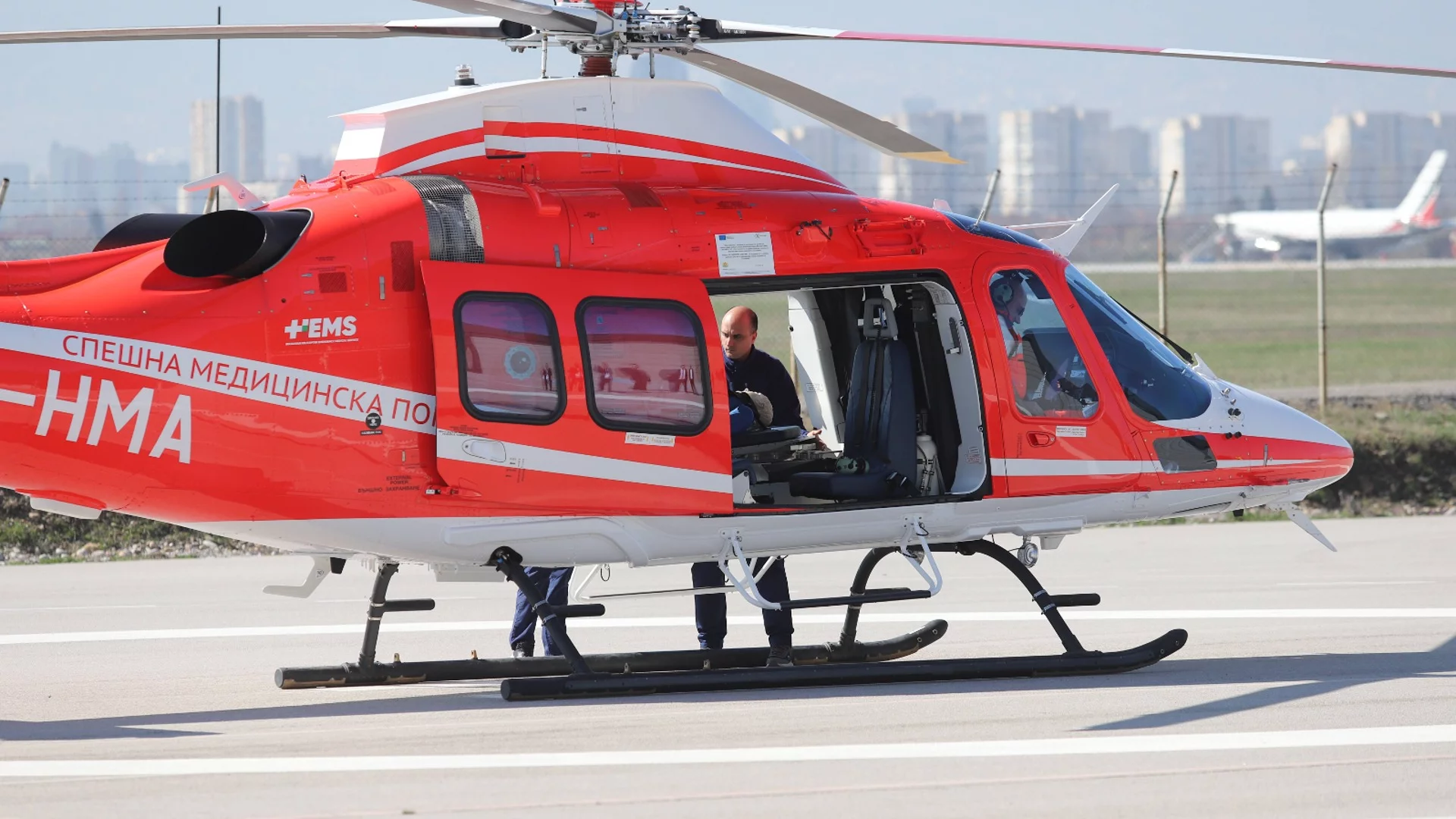 Държавата отпуска още 1 млн. лв. за оборудване на медицинския хеликоптер
