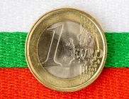 Politico: Неоснователни са страховете, че смяната на лева с евро ще застраши икономиката