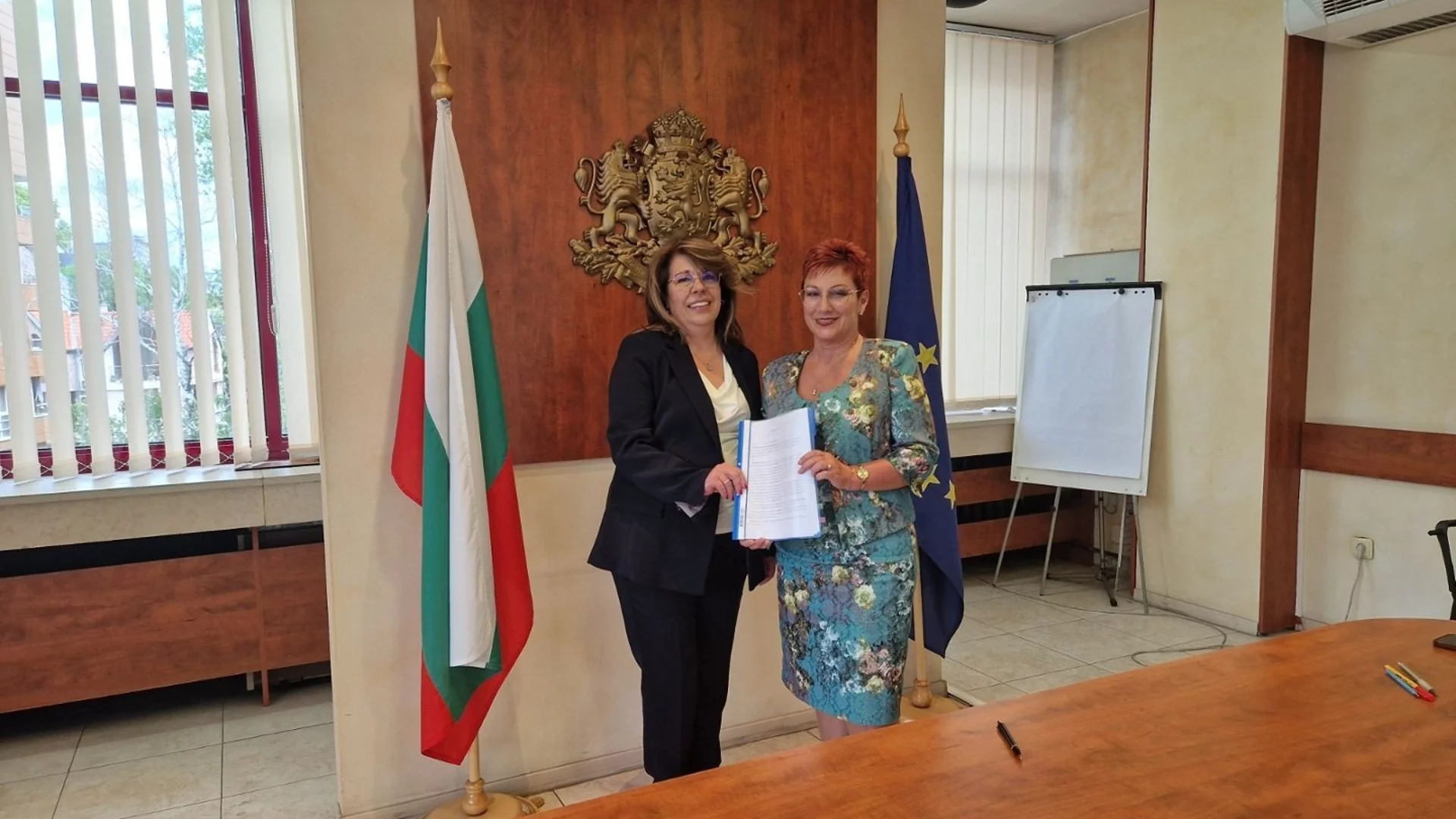 Кметът на Тетевен подписа споразумение за нови 3 проекта за над 6 млн. лв.