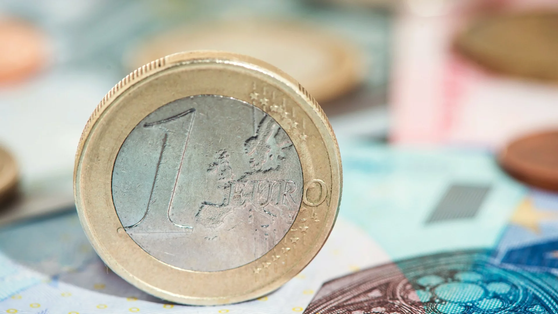 Как понижението на лихвите се отрази на курса на еврото?