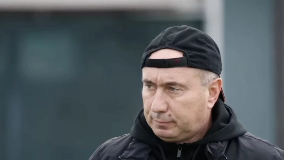 Станимир Стоилов си набеляза халф от Първа лига, но не от Левски