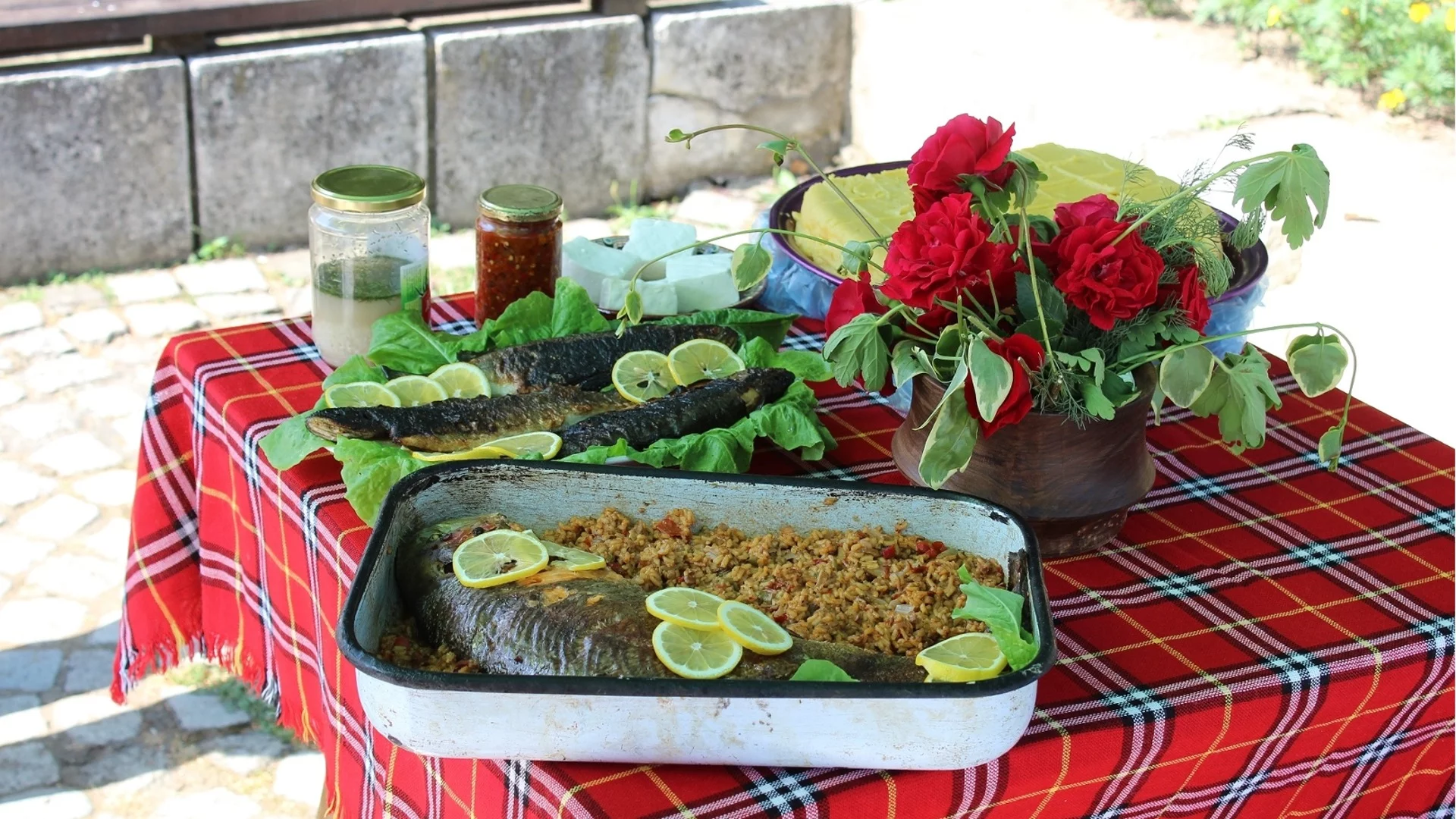 Празникът на Тетевенската саламура: незабравимо изживяване, обединяващо традиции и вкусна храна