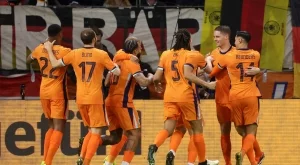 Оранжевото дори не присъства в знамето на Нидерландия, но екипите им са изцяло в този цвят - защо?