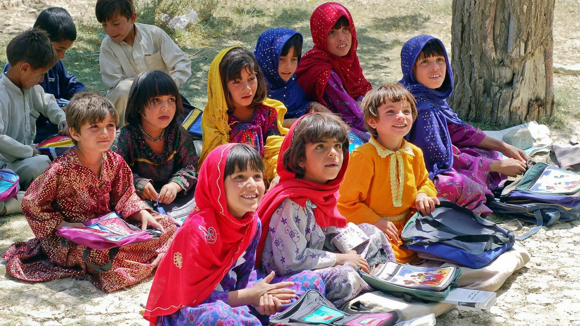 ЕС изпраща хуманитарна помощ в Афганистан
