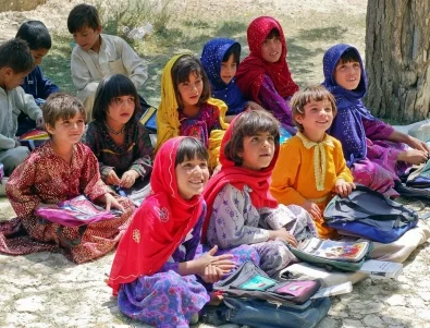 ЕС изпраща хуманитарна помощ в Афганистан