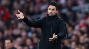 {{ otherArticle[0].article.title }}