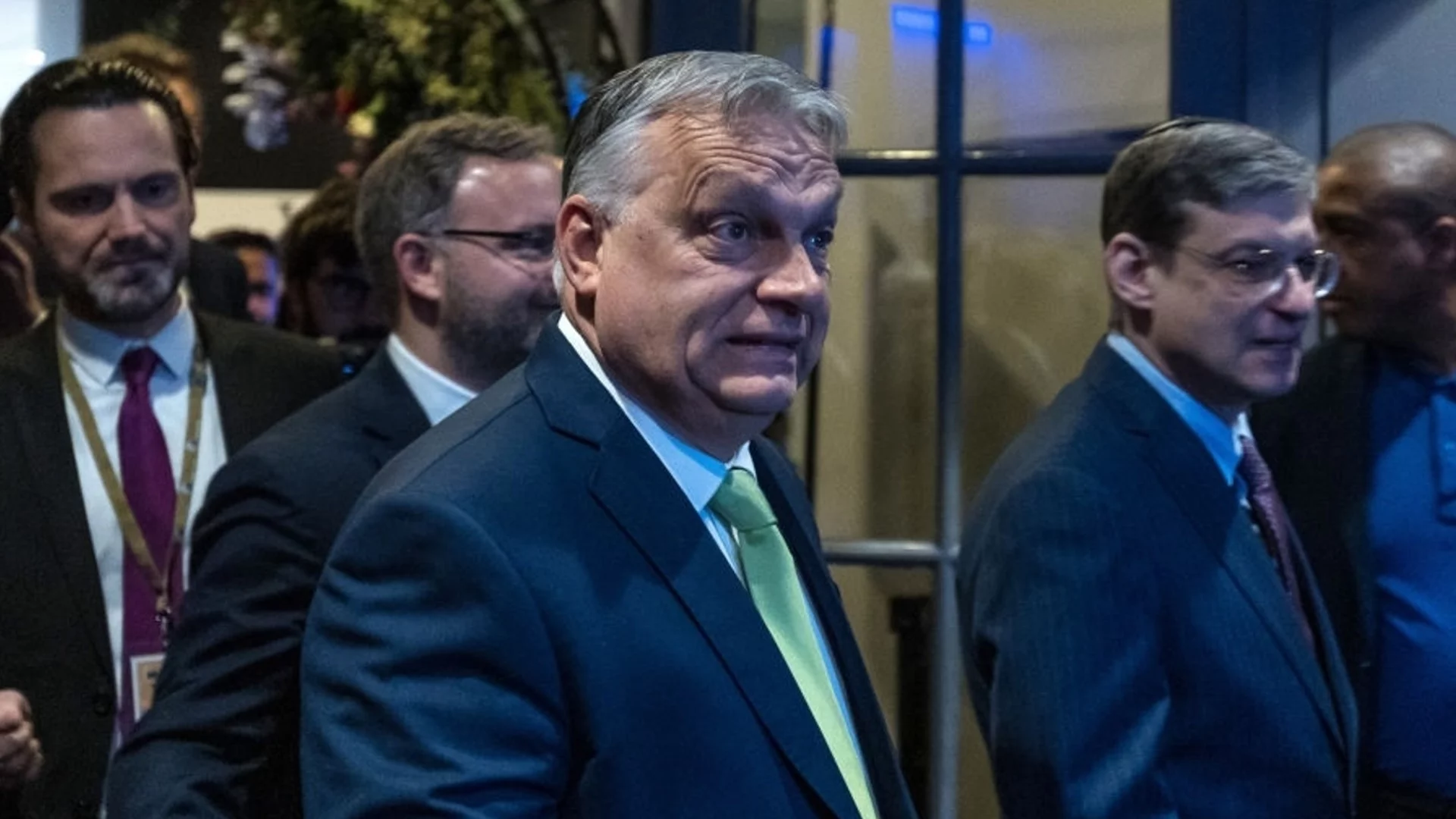 България и Б-9 обмислят да изключат Орбан заради Украйна: Financial Times