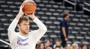 Най-силният отбор в НБА иска Александър Везенков! Саша заиграва с трикратен MVP?