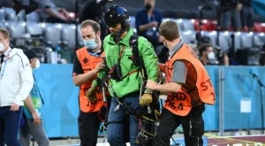 (Не)исканият протест, който предизвика хаос на Евро 2020 и забави Франция - Германия (ВИДЕО)