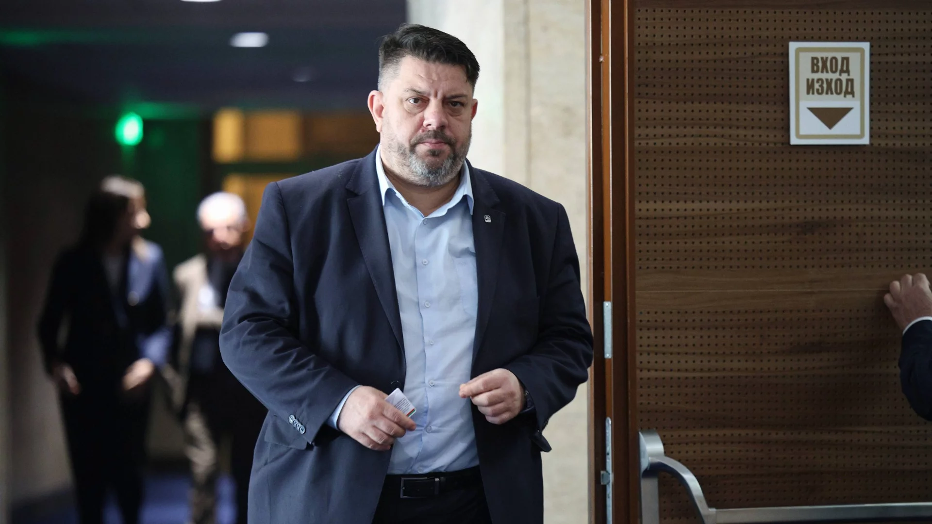 Зафиров не отговори ще предложат ли отново Нинова за председател на БСП