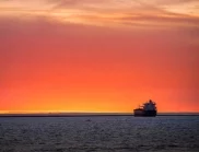 Хутите са ударили украински товарен кораб в Аденския залив