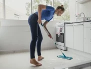 Защо трябва да почиствате пода със сол?