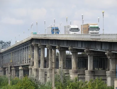 Приключи аварийният ремонт на Дунав мост при Русе