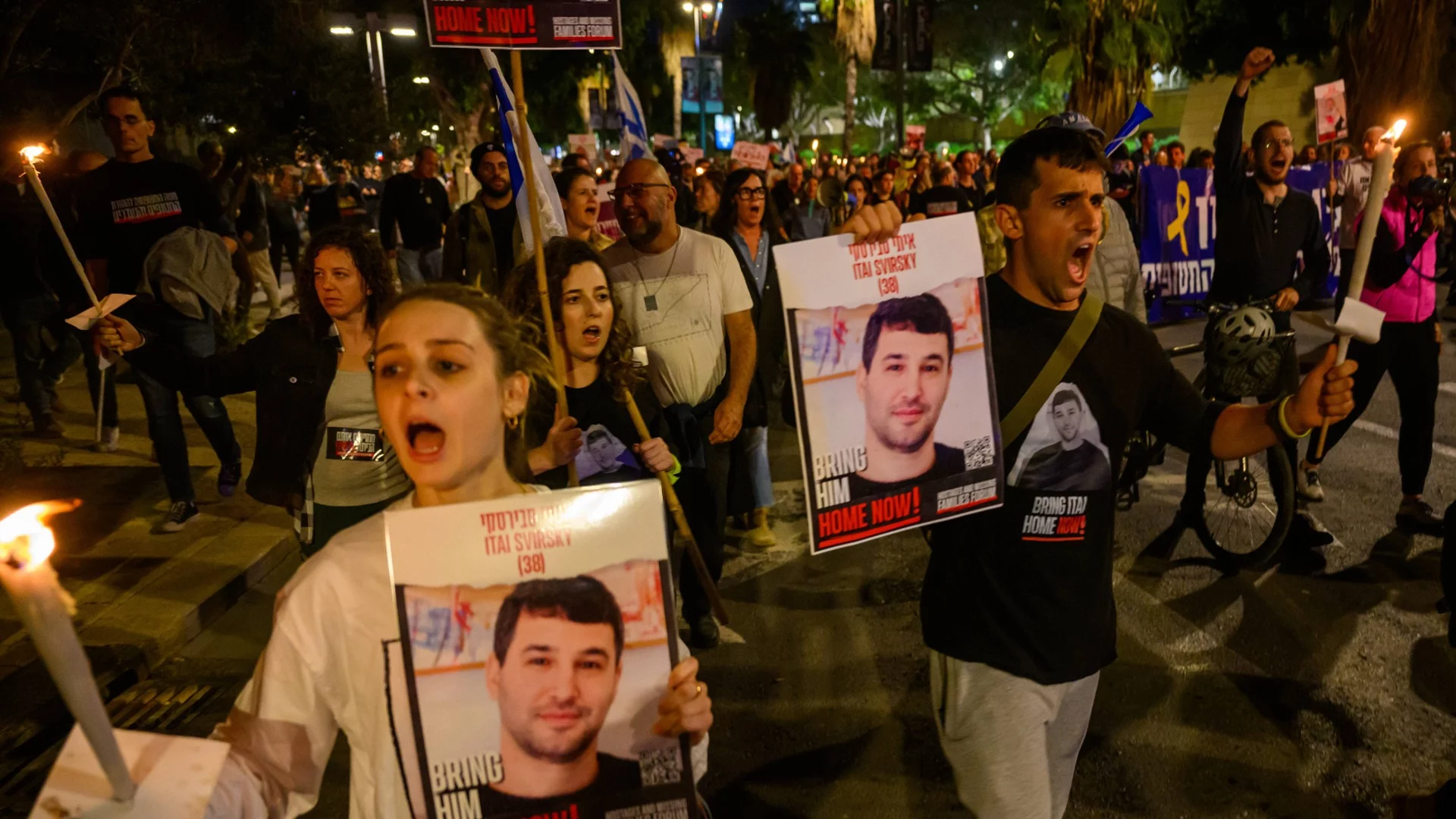 Хиляди отново протестираха срещу кабинета на Нетаняху (ВИДЕА)