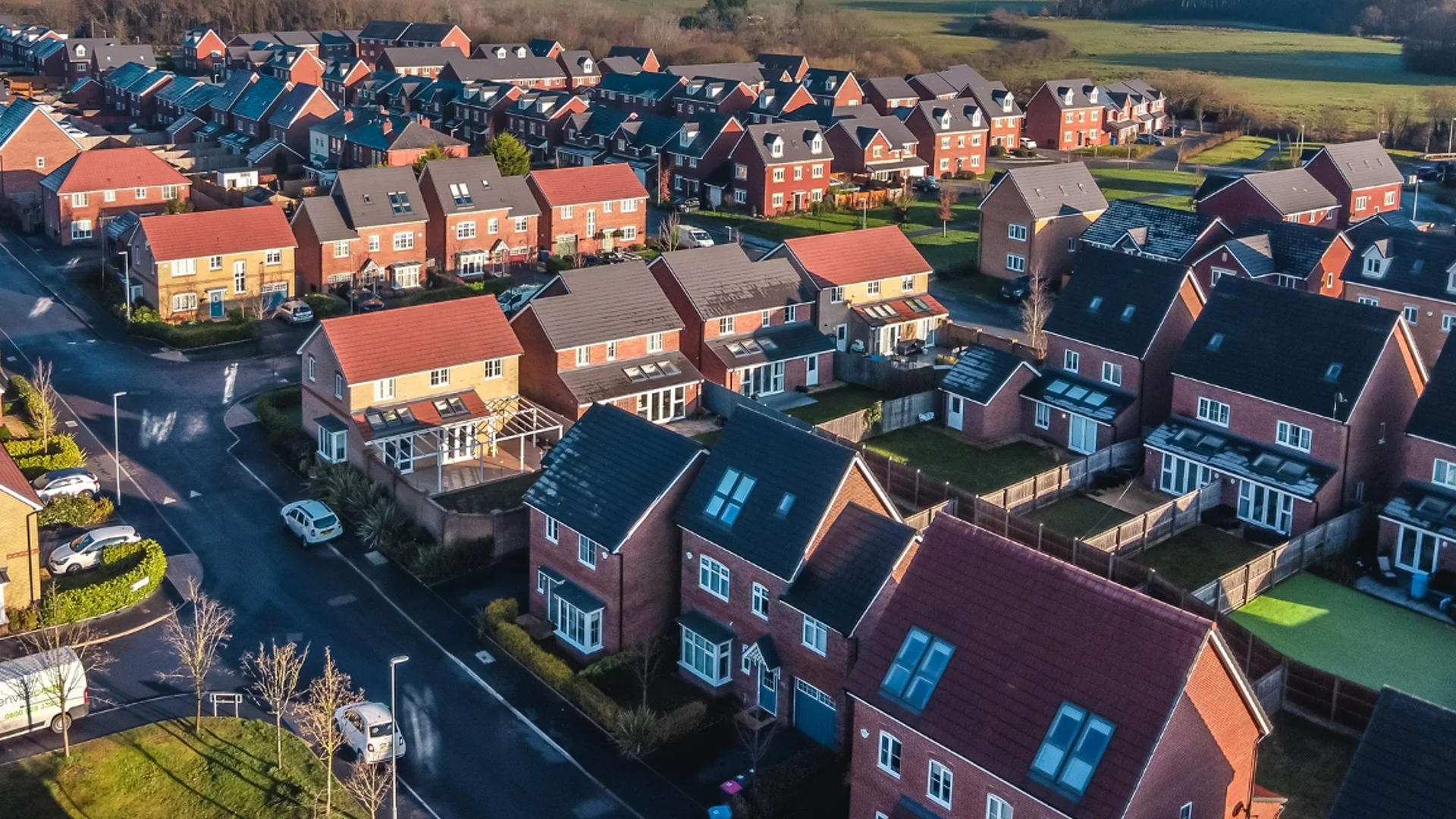 Цените на жилищата във Великобритания отново тръгнаха нагоре 