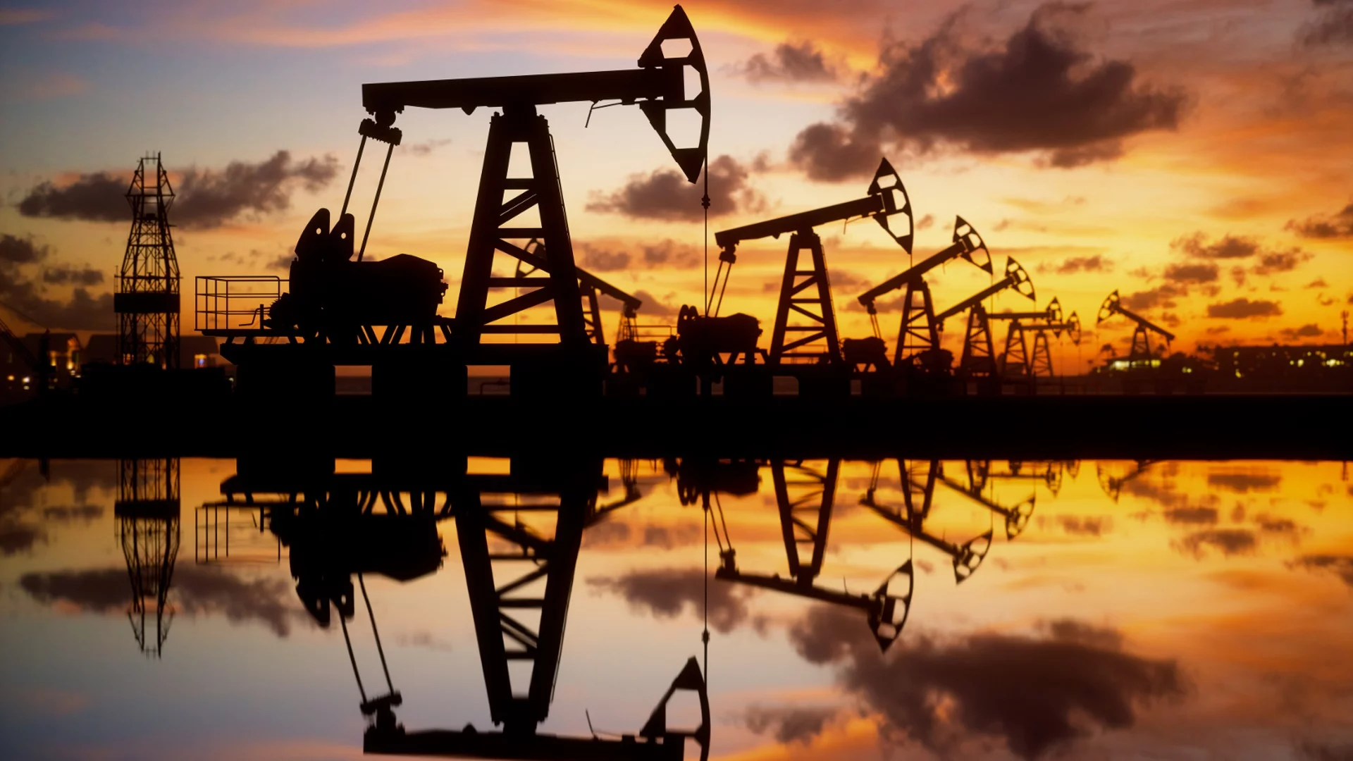Цените на петрола поддържат курса на фона на увеличените запаси в САЩ 