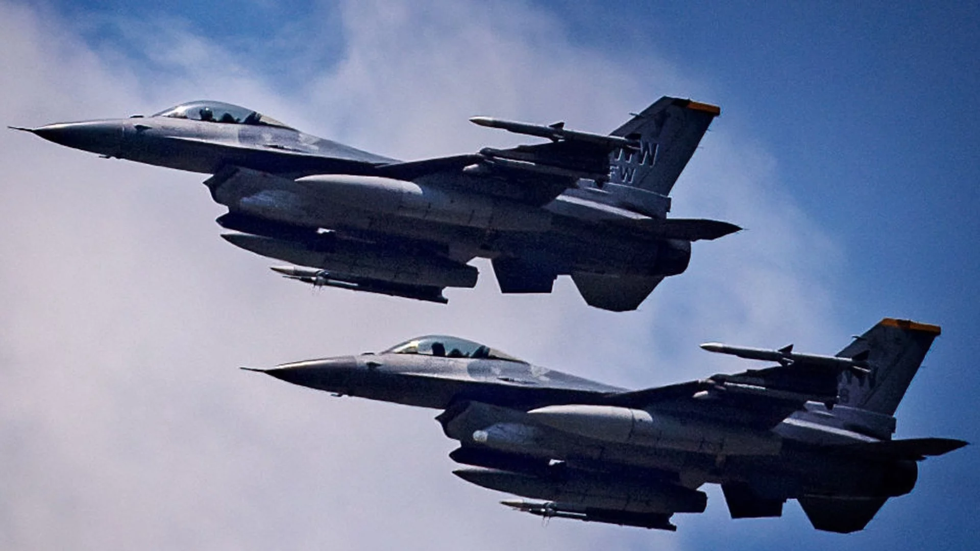F-16 ще защитават Харков от руските бомби: Летният план на Украйна