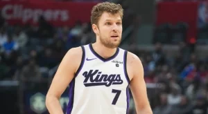 Бивш отбор на Майкъл Джордан готов да осъществи трансфер за Александър Везенков