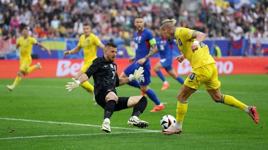 Хаос в групата: Украйна с пълен обрат - остава в играта на Европейското по футбол (ВИДЕО)