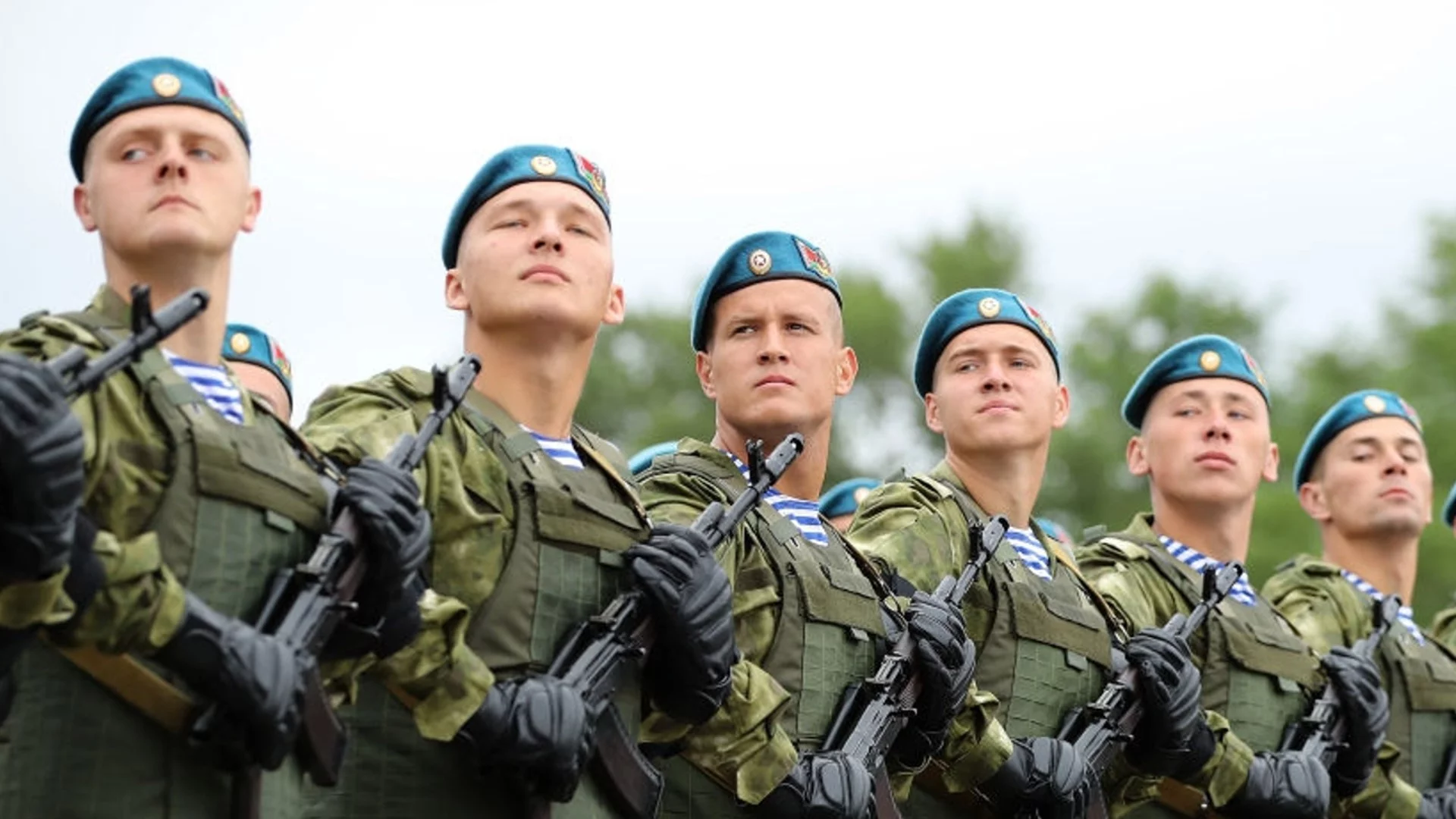 Беларус започва мащабни военни учения край Полша, Украйна и Русия