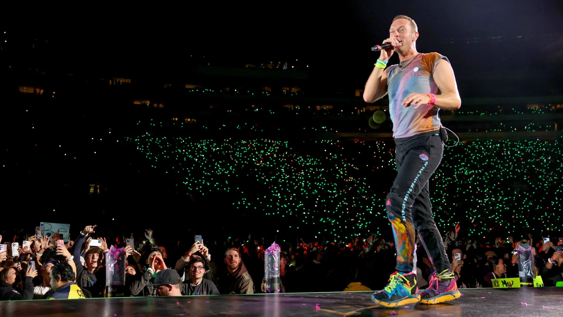 Coldplay с нов сингъл и обяснение в любов (ВИДЕО)
